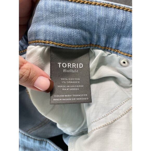 Torrid‎ Wide Leg Distressed Jeans Womens 16 Light Wash Vintage Grunge Raw Hem - Picture 10 of 12